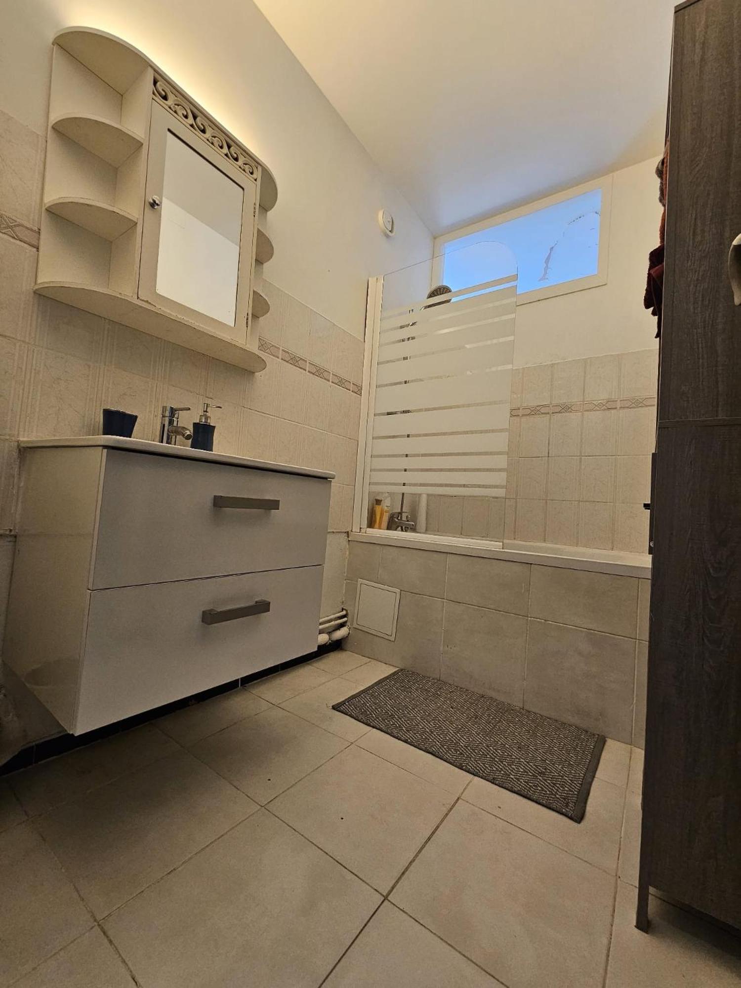 Charmant Pied-A-Terre Entre Paris Et Disneyland - Rer A Et E Apartment Villiers-sur-Marne Exterior photo